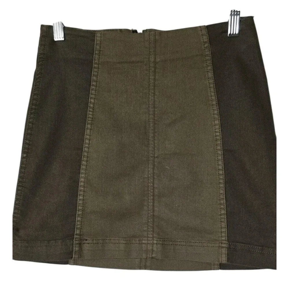 Free People Women's Body Con Camo Zip‎ Back Mini Skirt Size 2 Y2K